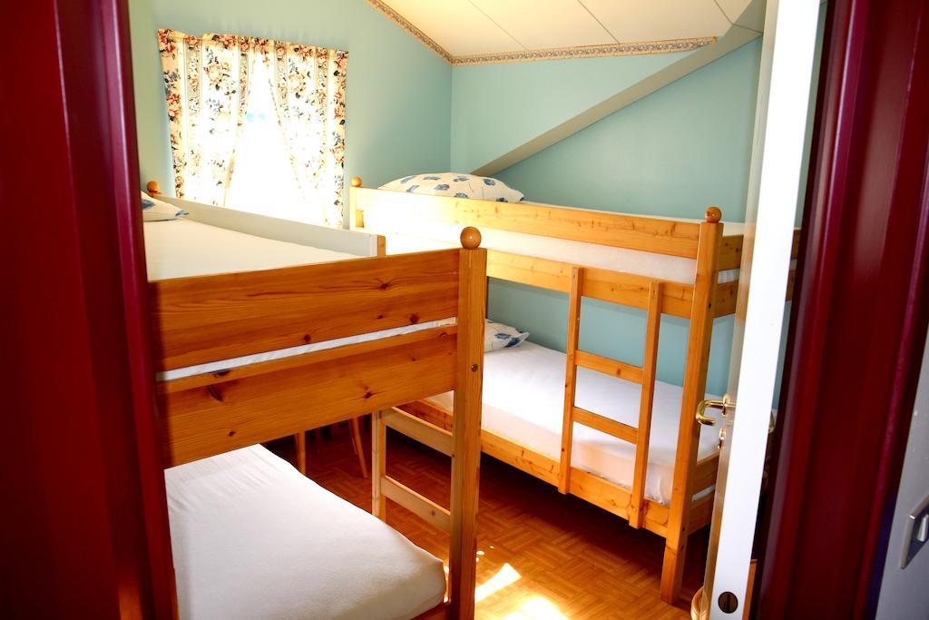 Korpudalur Hi Hostel Flateyri Номер фото